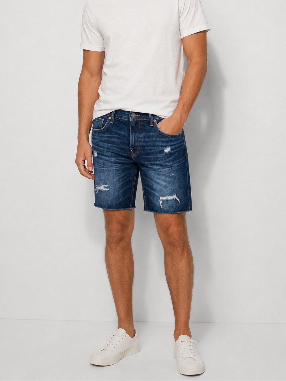 2/40$ AMERICAN EAGLE dark wash distressed Airflex Jean shorts size 30